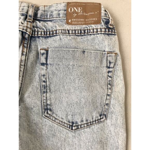 One Teaspoon Distressed Awesome Baggy Cut Off Denim Jeans FLAW - Picture 9 of 11